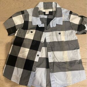 2t. Burberry shirt. Toddler size.